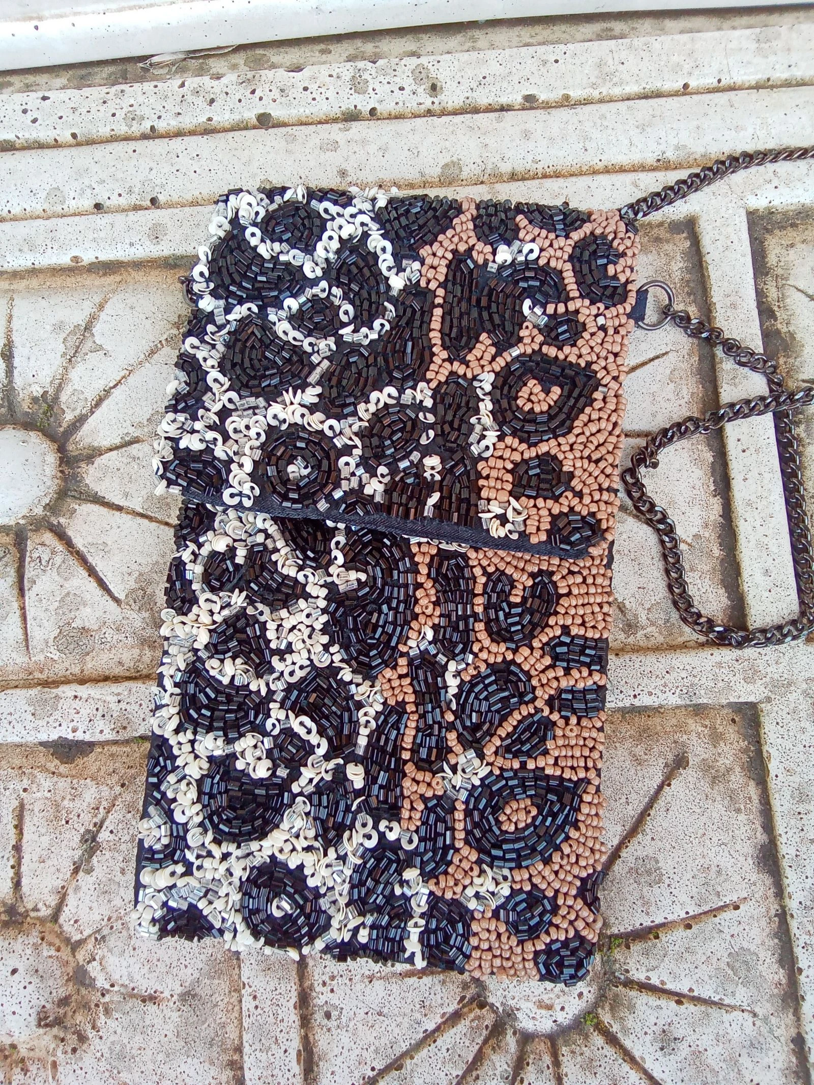 Mini draagtas voor mobiele telefoons met kralen en pailletten – photo 5